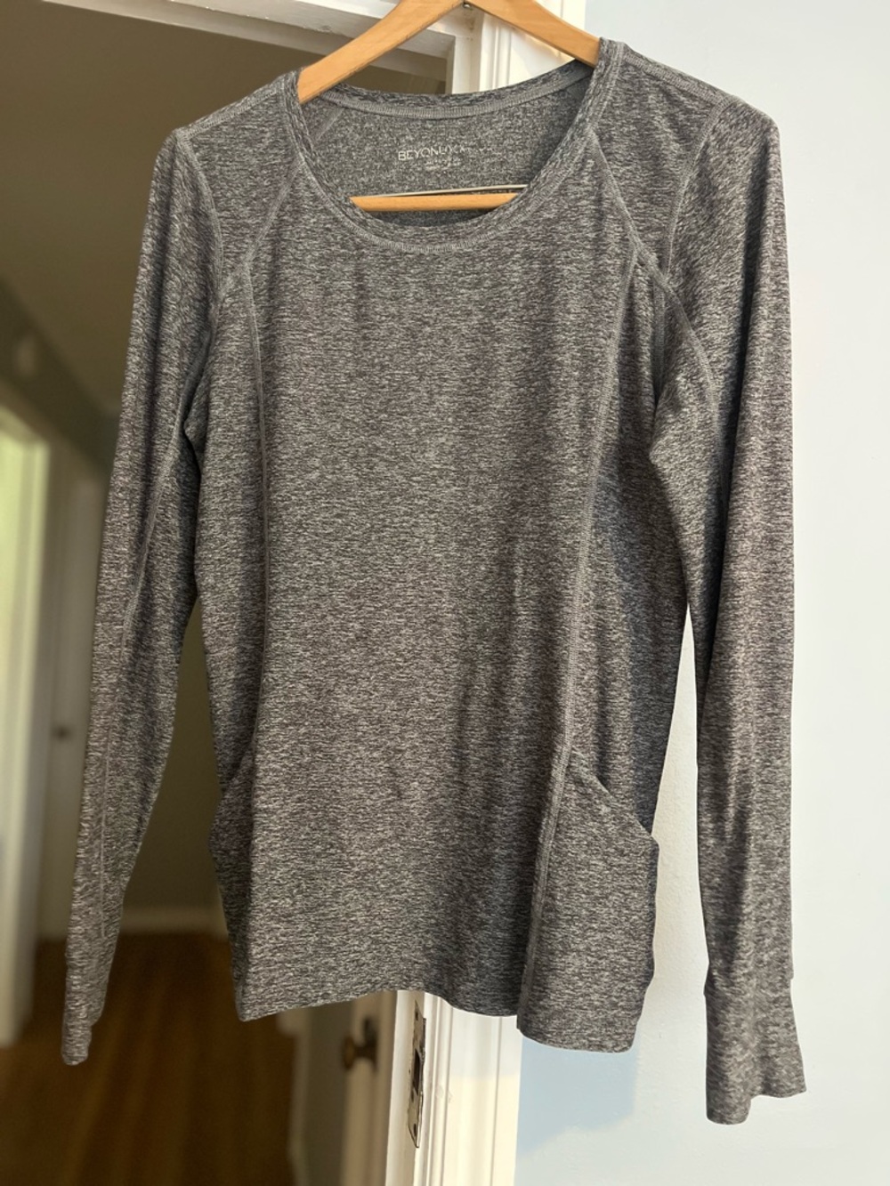 Beyond Yoga Heather Gray Long Sleeve Crew Top